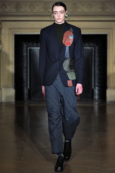 Look 2